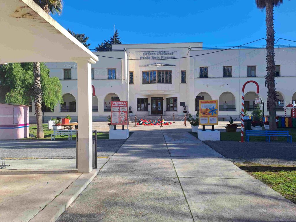 Centro Cultural Pablo Ruiz Picasso
C/ Cruz, 42, 29620, Torremolinos (Málaga) · < 1 km
952 05 38 35